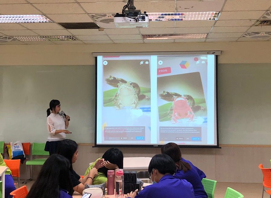 In the classroom with Assemblr EDU 