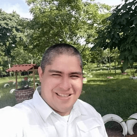 Jose using Assemblr EDU for teaching in the classroom